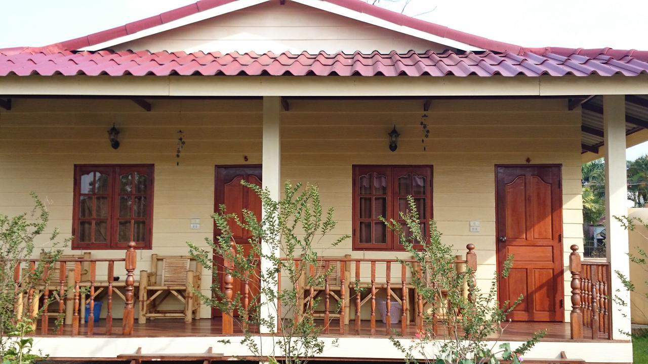 Smile Resort Мае Рим Екстериор снимка