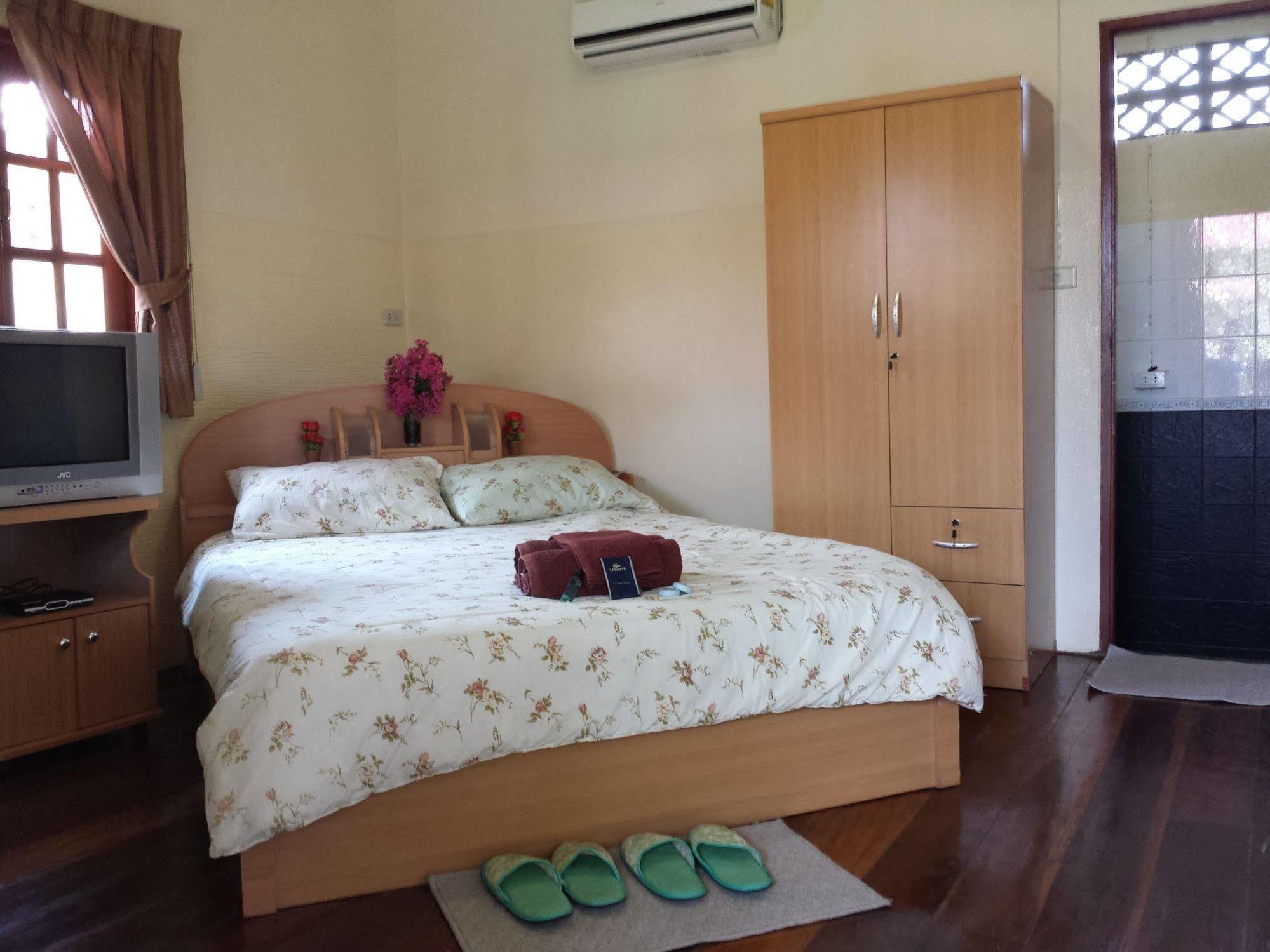 Smile Resort Мае Рим Екстериор снимка