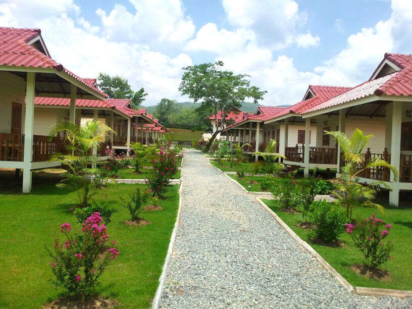 Smile Resort Мае Рим Екстериор снимка